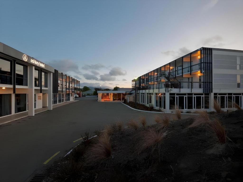 The Riccarton Hotel Christchurch Exteriör bild