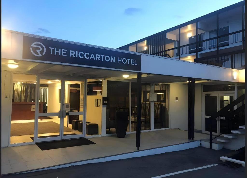 The Riccarton Hotel Christchurch Exteriör bild