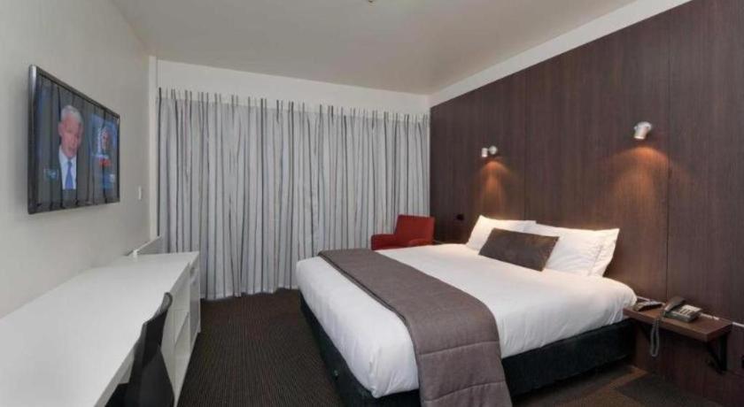 The Riccarton Hotel Christchurch Exteriör bild