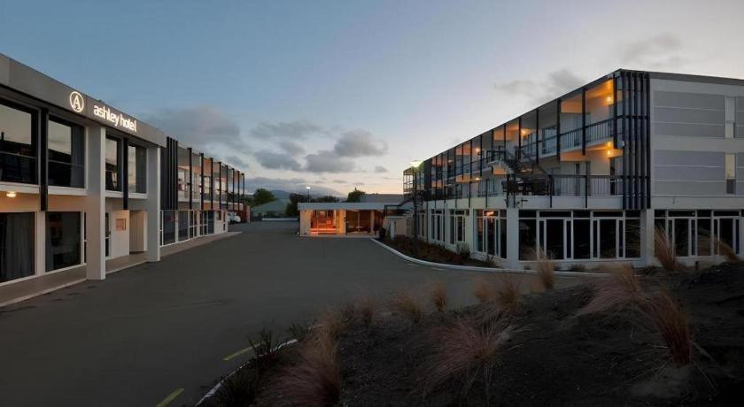 The Riccarton Hotel Christchurch Exteriör bild